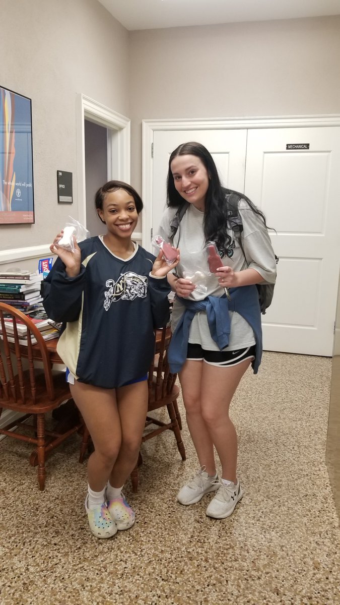 To celebrate National Social Work Month, our amazing faculty gave out 🍪📚 goodies yesterday to the Social Work students. These Smart Cookies seemed to enjoy their treats!