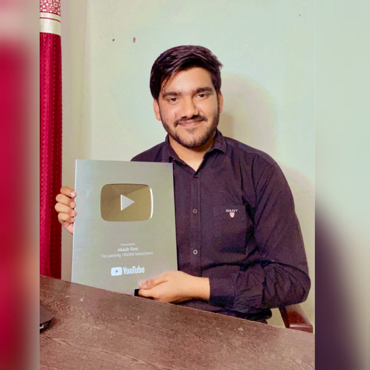 aakashsoni057's tweet photo. 😍😍Thank You So Much Papa Ji😍😍😍😍 @Gurmeetramrahim  Finally With Your Blessings I Received Silver Play Buttons From YouTube😍😍🙌 Thank You Sai Ji❤️🙏🙏 #achievement #youtube #akashsoni #msgian #DSS https://t.co/ikD4Ti8bih