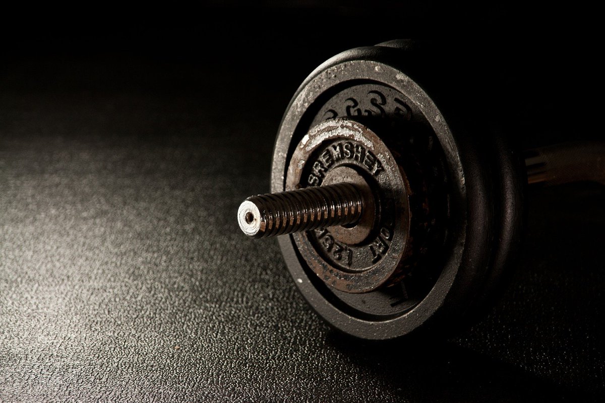 Men: 

99% of fitness advice exists to make you fat and slow

Here's 5 exercises that will give you the physique your family deserves  and a strength of a spartan to boot.

Bookmark this and become the 1%.