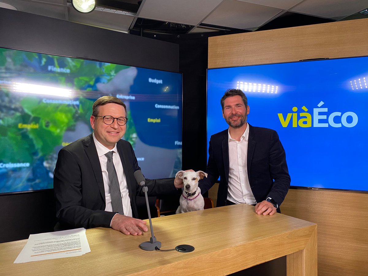 viàOccitanie (@viaoccitanietv) on Twitter photo 📈 / viàÉco
💥 Ce soir, émission spéciale avec le directeur du <a href="/RoyalCanin/">RoyalCanin</a> et #LunaLoubiluna 🐶✅
📆 Ce soir
⏰ À partir de 19h40
🖥 30 sur les Box, 31 ou 33 sur la TNT et sur viaoccitanie.tv/direct-tv/ 📈 / viàÉco
💥 Ce soir, émission spéciale avec le directeur du <a href="/RoyalCanin/">RoyalCanin</a> et #LunaLoubiluna 🐶✅
📆 Ce soir
⏰ À partir de 19h40
🖥 30 sur les Box, 31 ou 33 sur la TNT et sur viaoccitanie.tv/direct-tv/