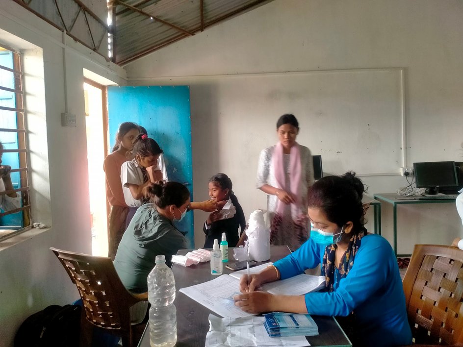 Our fight against Covid in Devkota. 

At Shree Devkota basic school in Morang, our BHCA program focused on a classic health check-up for students. Then, it was followed by a second dose injection of the Moderna vaccine for children between 12 and 18 years old.
