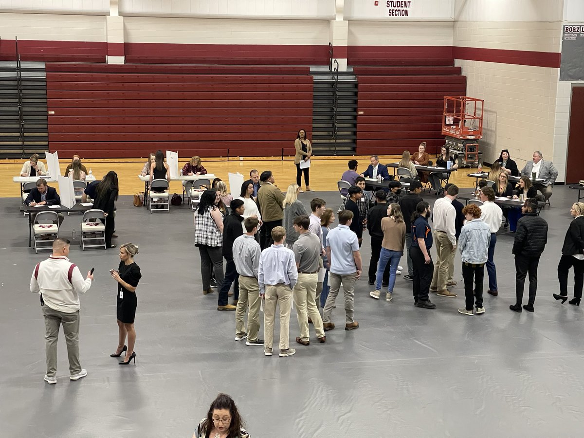 Caleb_Pinyan's tweet photo. Mock Interview Day for Boaz High School Seniors!
Thank you to our community members and industry partners for helping our students prepare for the next chapter in their lives. https://t.co/5FZk5h0jV2