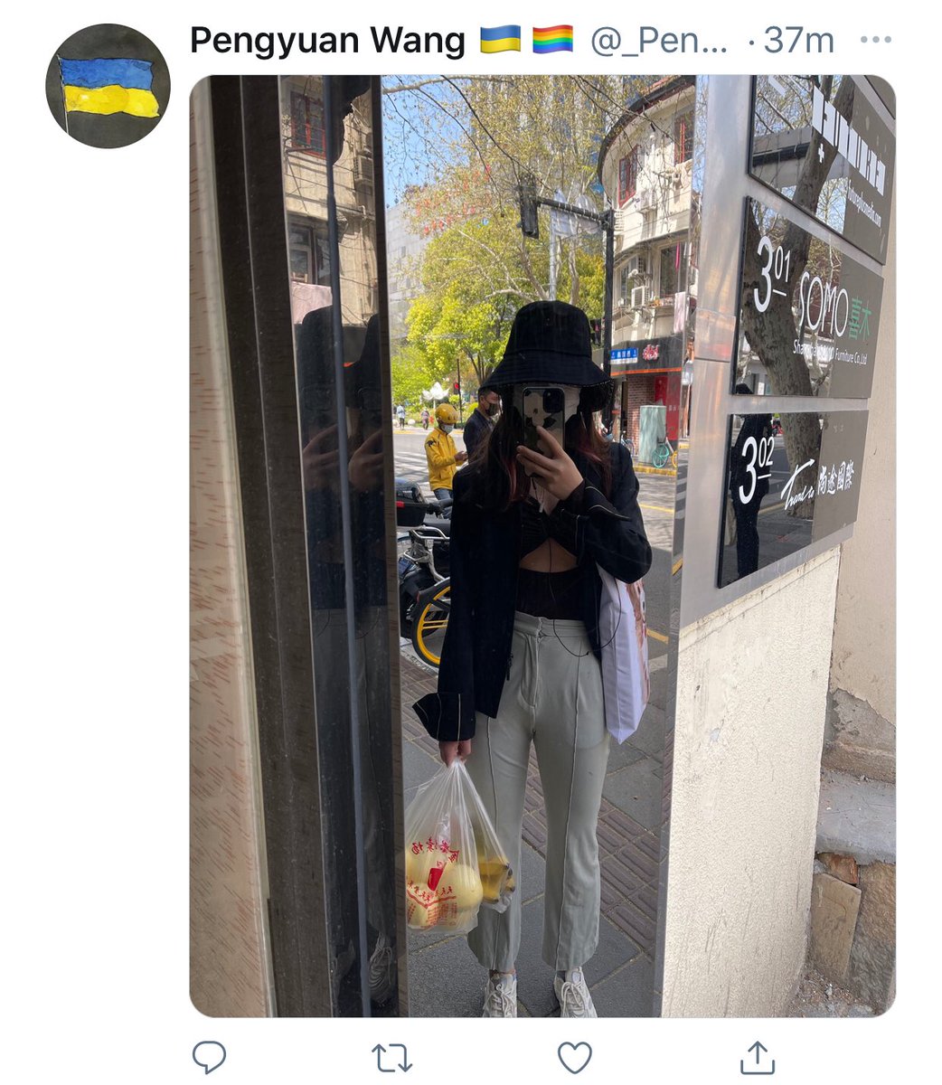 chinabest101's tweet photo. 仔细一看，奶子都要垂到肚脐眼了，小粗短腿也把裤子绷的快裂开了...果然是王朋远的好福气，好福气呐 https://t.co/fil7vwYm9M