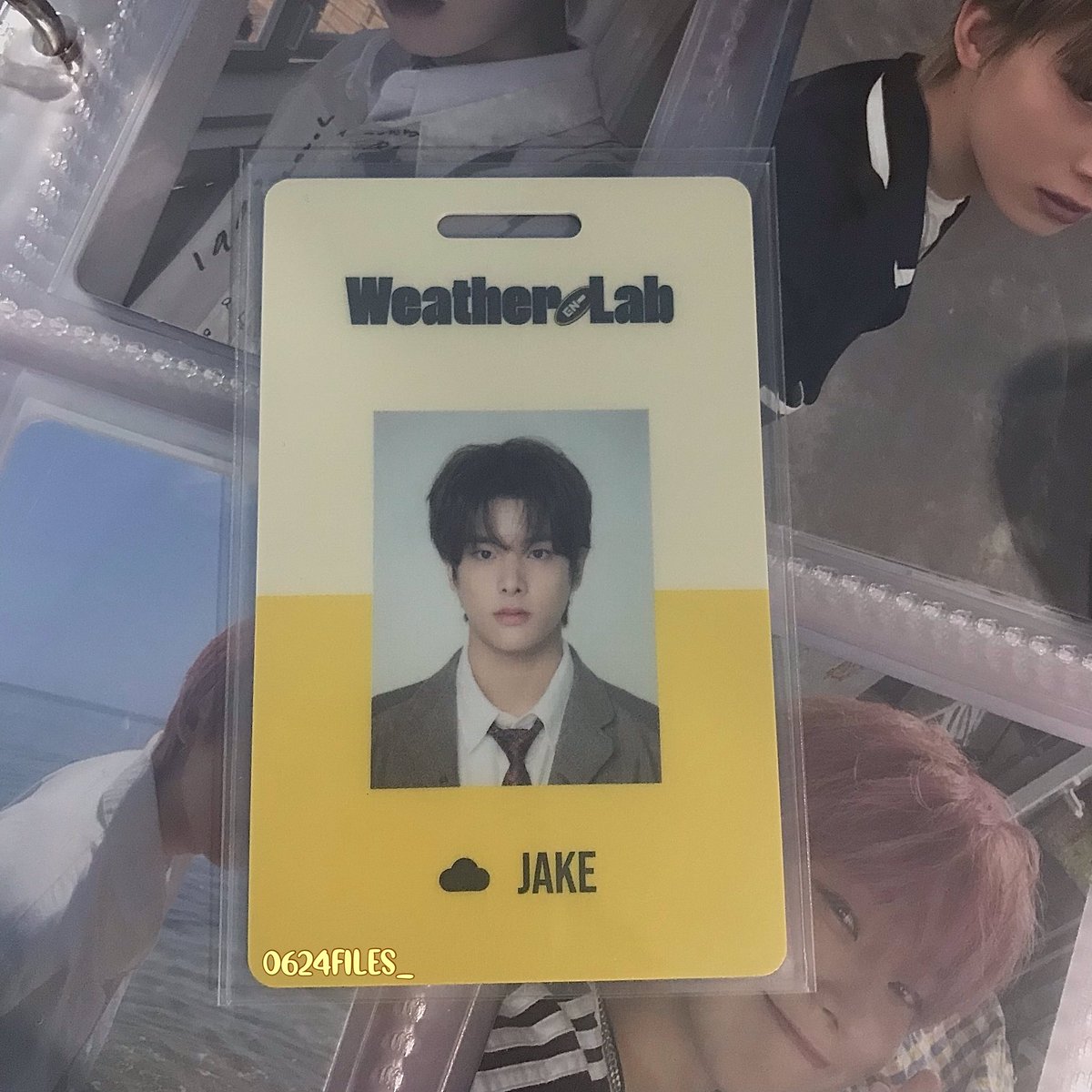0624FILES_'s tweet photo. π κ° #0624filesmails κ±
β€· from @dendenctzen ! hello, jake sg id 2022 came home safely, thank you for the secured packaging and thank you also for the freebies ! π
#dneezproofs https://t.co/xXWM2yvwms