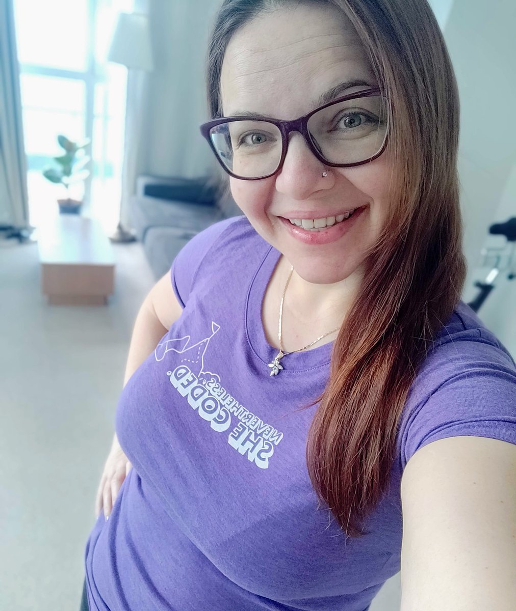 classic_addetz's tweet photo. Thanks to @ThePracticalDev for the voucher sent out for my participation in the #SheCoded campaign!💖 I've used it to get this cool T-shirt from their webshop 🤩Love it! 👕 https://t.co/kkvRS1Be4R