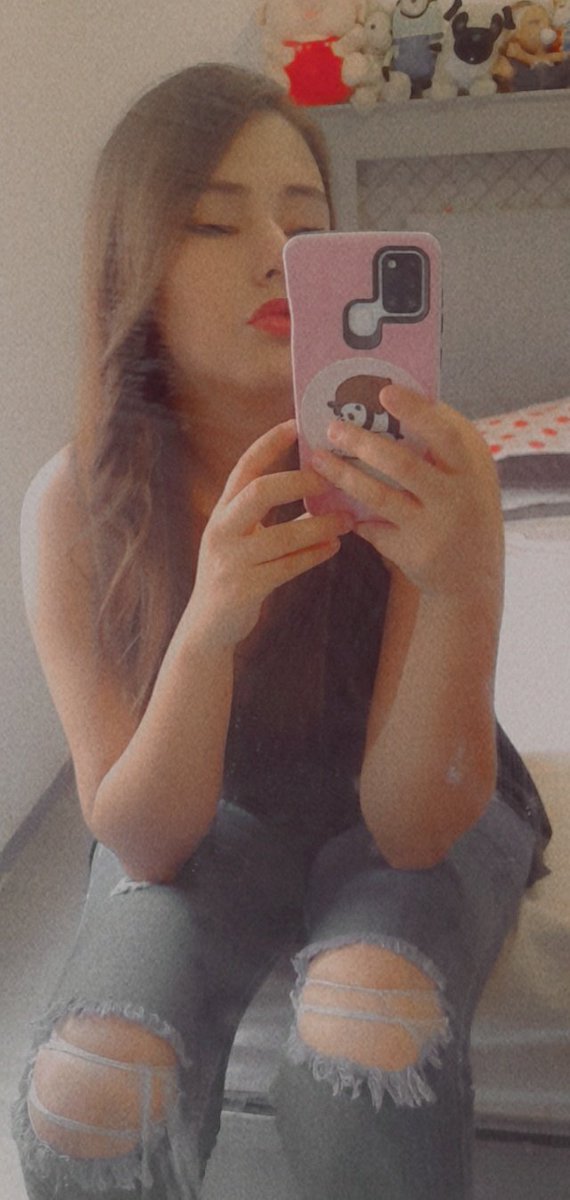 JacquelineSERV9's tweet photo. Hola bebés buenos días 💋💋💋 https://t.co/plustUPhrt