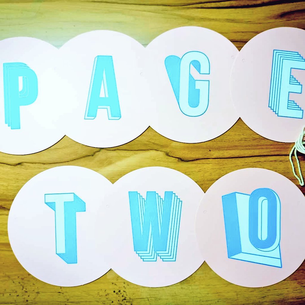 small_snail985's tweet photo. 🍭開箱第二張迷你專輯
《PAGE TWO》
1. CHEER UP
2. Precious Love
3. Touchdown
4. Tuk Tok
5. Woohoo
6. Headphone
7. I'm Gonna Be A Star
#twice #cheerup #pagetwo #albumunboxing #nayeon  #jungyeon #momo #sana #jihyo #mina #dahyun #chaeyoung #tzuyu https://t.co/DoxSG2LVql