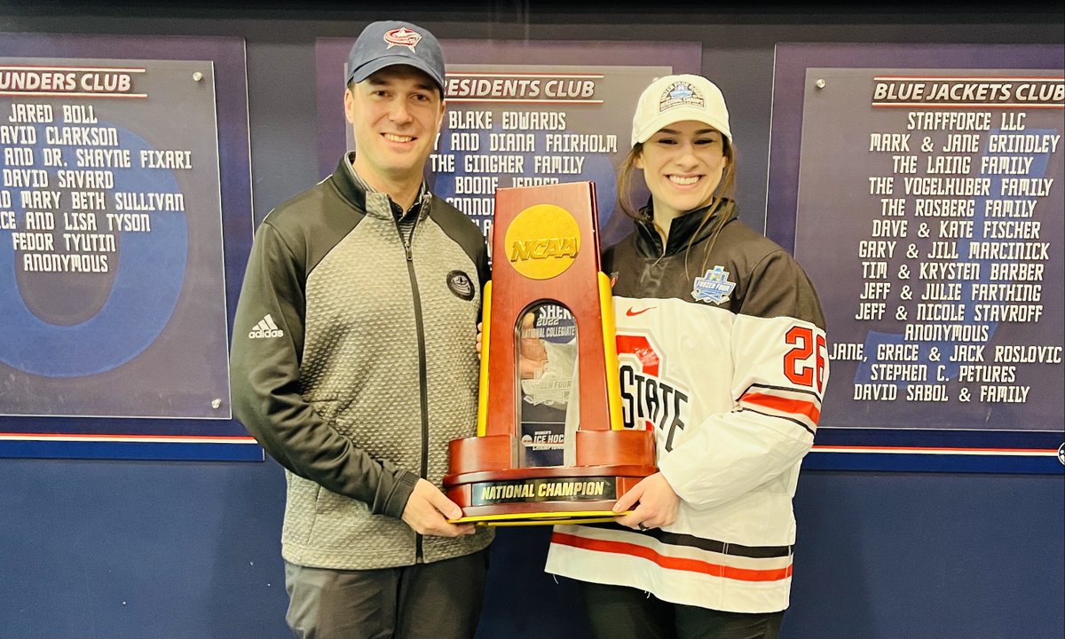 We are thrilled to welcome Kerry Bowman as our girls hockey director/14U head coach and NCAA champion Emily Curlett as a coach and girls hockey ambassador!

RELEASE: aaabluejackets.com/news/aaa-blue-…

Tryouts will be held on April 8 &amp; 10. Visit aaabluejackets.com for more info!