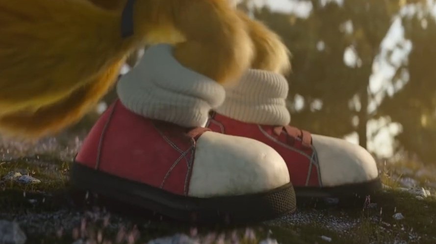 Tails' shoes appreciation tweet💛 #SonicMovie2 #Tails