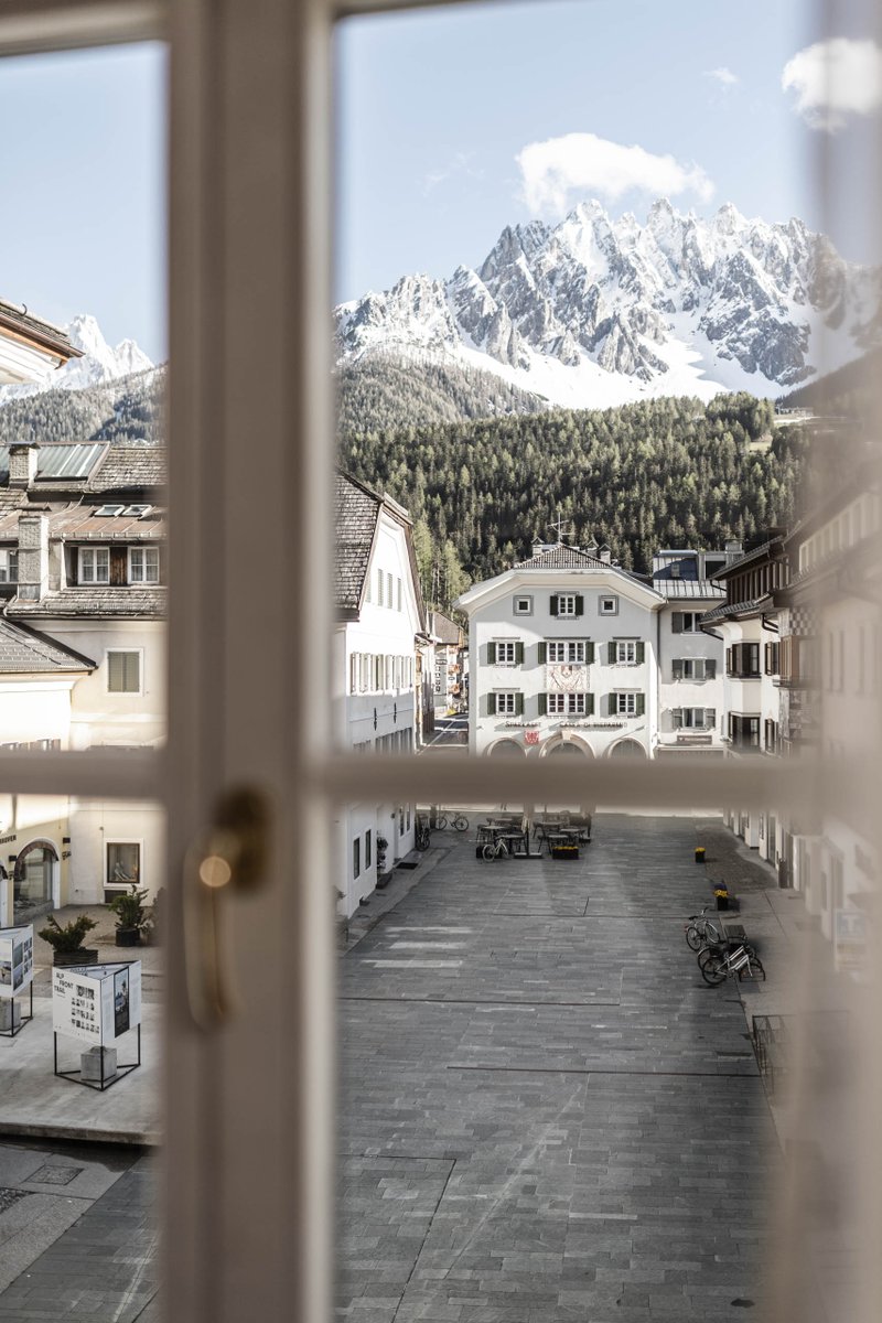 orsohotel's tweet photo. Spring is in the air🌸🌲🌞 
#sancandido #innichen #orsohotel #hotelorsogrigio #3zinnendolomites https://t.co/IAoLkv5A4u