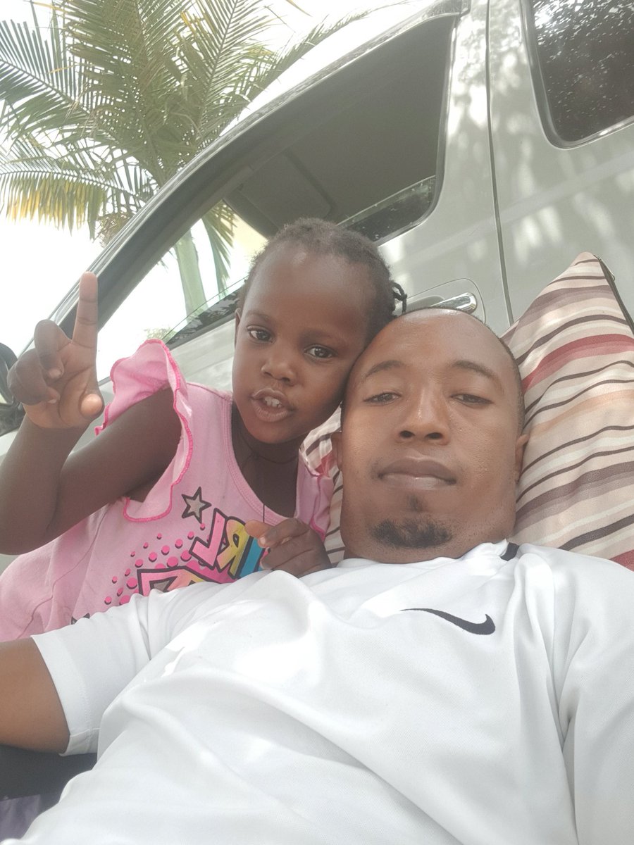 mugandrew02's tweet photo. @Thasexypercious kindly follow us.we follow back. #alterworld #Uganda #MusicOfTheSpheresWorldTour https://t.co/TIdJJhFG8S