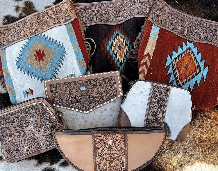 maddogleatherco's tweet photo. What a great start to my morning. Whatever company is making this bag, please refrain from buying from them https://t.co/CNuPm6PkbE