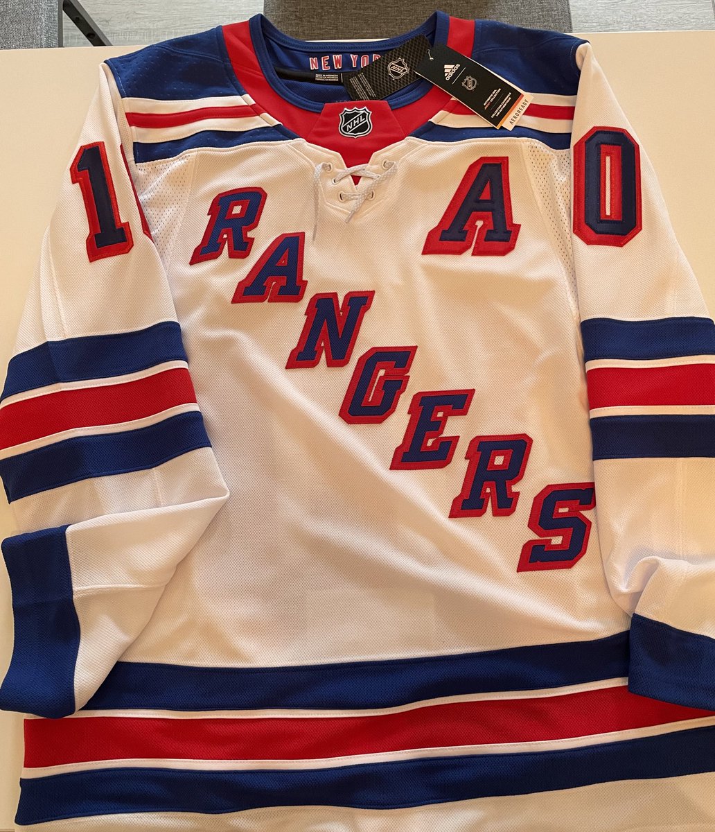 New York Rangers Gameday Giveaway! If Panarin 🍞 scores a goal tonight, this Authentic Jersey will be given away. Follow &amp; Like/Retweet My Pinned Tweet to be considered! #NYR #NHL #MLB #Yankees #Mets #HockeyTwitter #MarchMadness