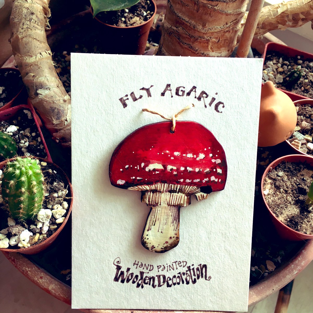 aheavysoul's tweet photo. All new wooden funghi decorations heading for @HighPeakArtists Gallery in the Gardens right now ๐โโ๏ธ๐ plus more exciting funghi related news coming v.soon. #fungi #fungiart #Mushroom #andreajoseph https://t.co/PgtXPRX2kS