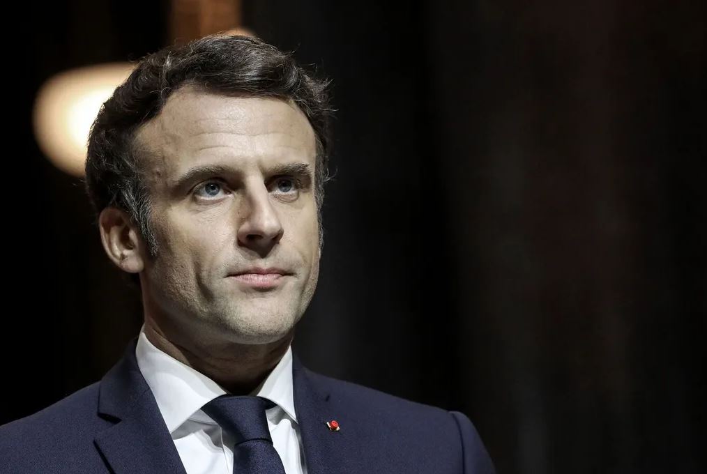 Emmanuel Macron soupçonné d'avoir reçu la plus grande partie de sa rémunération chez Rothschild dans un paradis fiscal - fdesouche.com/2022/03/29/emm…