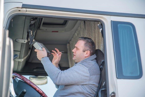 LMeredithEU's tweet photo. #EU experts from 🇵🇱 and 🇱🇹 share best practices with 🇽🇰 on road safety, vehicle safety &amp; traffic control in an in-person #EUTaiex event in Pristina 

Find out more here 👉🏻 https://t.co/I8LJ6OiT7G 

#EURoadSafety #EUMobilityStrategy 🚗🚚🛻 https://t.co/oneyVPyo5w