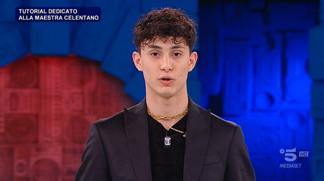 heythereelena's tweet photo. NON IL TUTORIAL DI SAVOIR-FAIRE DI NUNZIO MI STO SENTENDO MALE
#amici21 https://t.co/Ho4QKrSKCJ