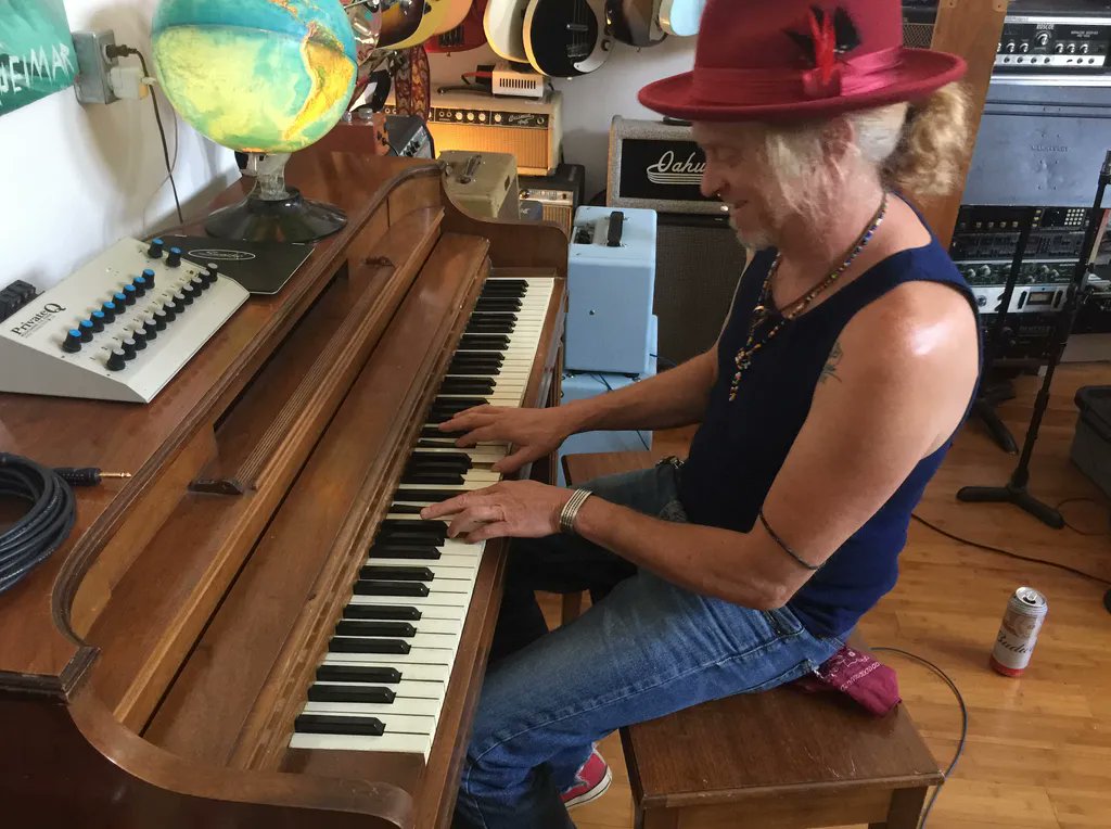 MaryLeeKortes's tweet photo. Happy #nationalpianoday! Here I am at my Story and Clark piano in #PortlandMichigan, Now it lives in Brooklyn at #CowboyTechnicalrecordingrig! A well-traveled instrument. Herewith @MathusJimbo making it sing. #storyandclarkpiano https://t.co/RiOZ7fDhxE