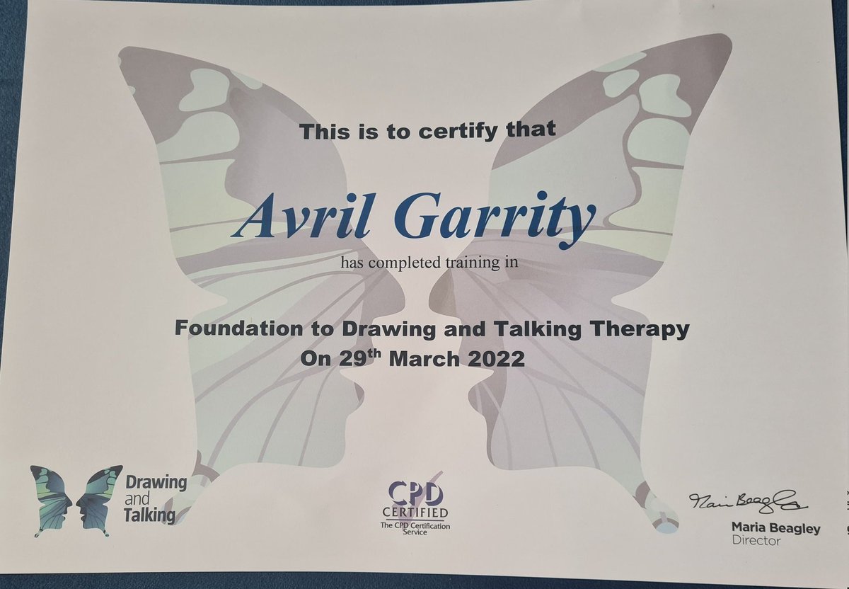 Miss_Garrity's tweet photo. Such an interesting day on the @drawandtalk foundation course. Excited to get started with sessions with some of our @LethamPrimary family ❤️ https://t.co/4c5ubSUyzQ