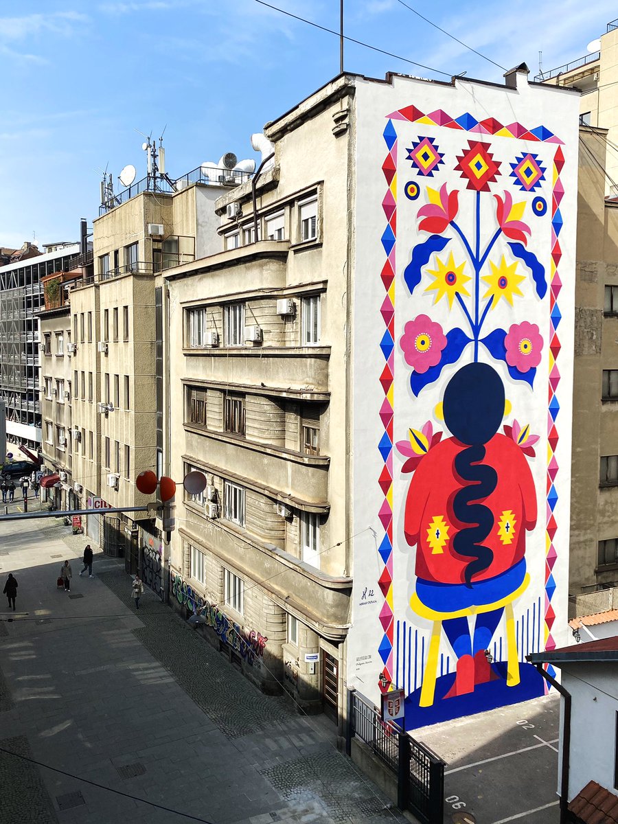 Holly Pereira tweet media