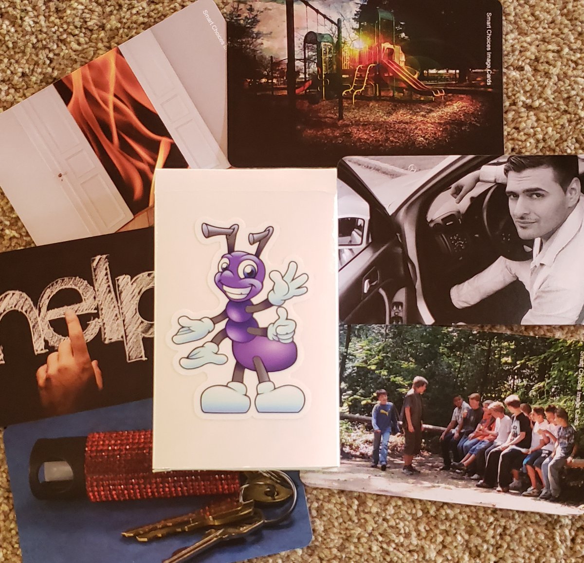 SmartChoicesIC's tweet image. Please remember there are some &quot;age specific&quot; image cards but most image cards can be used to open up a discussion with many different ages groups.

 #ChildrenRecognizingDanger #KidsHavingAPlan #ImageBasedLearning #YouthCriticalThinking #PrepareYourChild #SmartChoicesImageCards