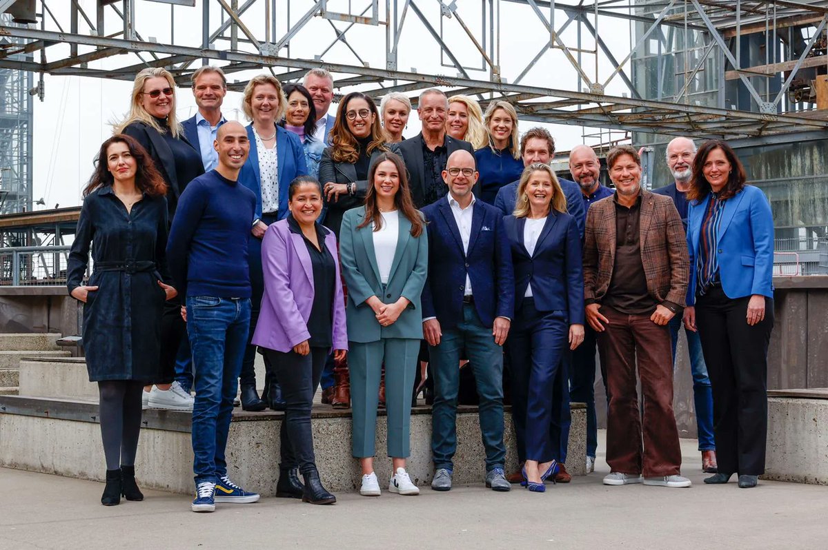 Vandaag bekrachtigde de #TalentHubopZuid met het symposium ‘Gelijke kansen, ongelijke paden’ het officiële partnerschap. Het is een nieuw project in Rotterdam-Rijnmond waarmee we met diverse partners een onvergetelijke impact willen maken voor onze #jongeren en de stad! #albeda