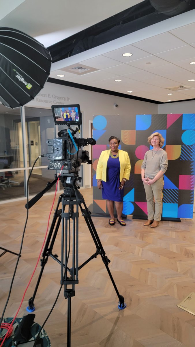 ThisMarjyMarj's tweet photo. Thanks to @spcountyfdn for including @HubCityBookshop @HubCityPress
in its Embracing Community video!
Full video here: https://t.co/gyrIc6aIlR
#EmbracingCommunity https://t.co/KntIsAcLfz