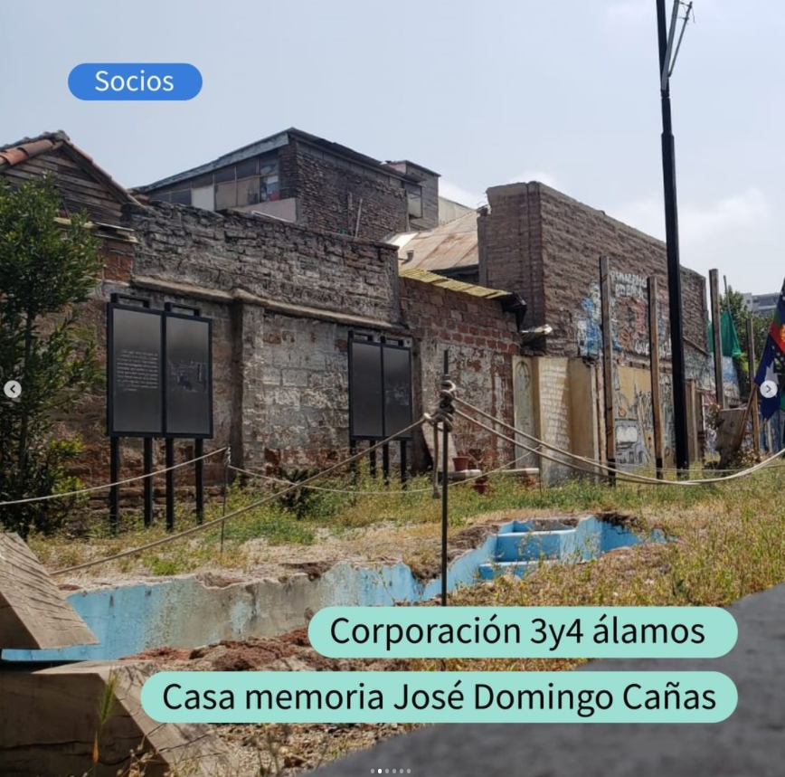 #SociosComunitarios

También hemos trabajado con:
Corporación Dolores Sopeña Chile
<a href="/SopenaSantiago/">Corporación Dolores Sopeña Chile</a>;
Municipalidad de Maipú <a href="/Muni_Maipu/">Municipalidad de Maipú</a>;
Muniprovi <a href="/Muni_provi/">Muniprovi</a>;
Municipalidad Renca <a href="/Muni_Renca/">Municipalidad Renca</a>;
Corporación 3 Y 4 Álamos <a href="/3_alamos/">Corporación 3 Y 4 Álamos</a>. 
(4)