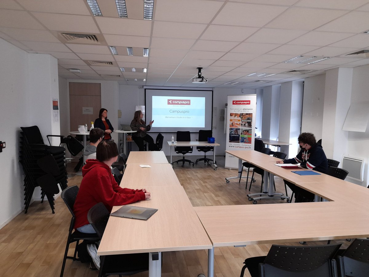 Cet après midi au @poleemploi_HDF  #tourcoing nous avons reçus l'organisme de formation <a href="/campuspro/">Campus Pro</a> dans le secteur du #Commerce pour des contrats en #alternance :
➡️7 présents
➡️7 retenus
🤗100% de réussite
#tousmobilisés #tourcoing @fabrice_balent
<a href="/Stephaniedemai1/">Stephanie demailly</a> <a href="/AliciaSadi/">Alicia SADI</a>