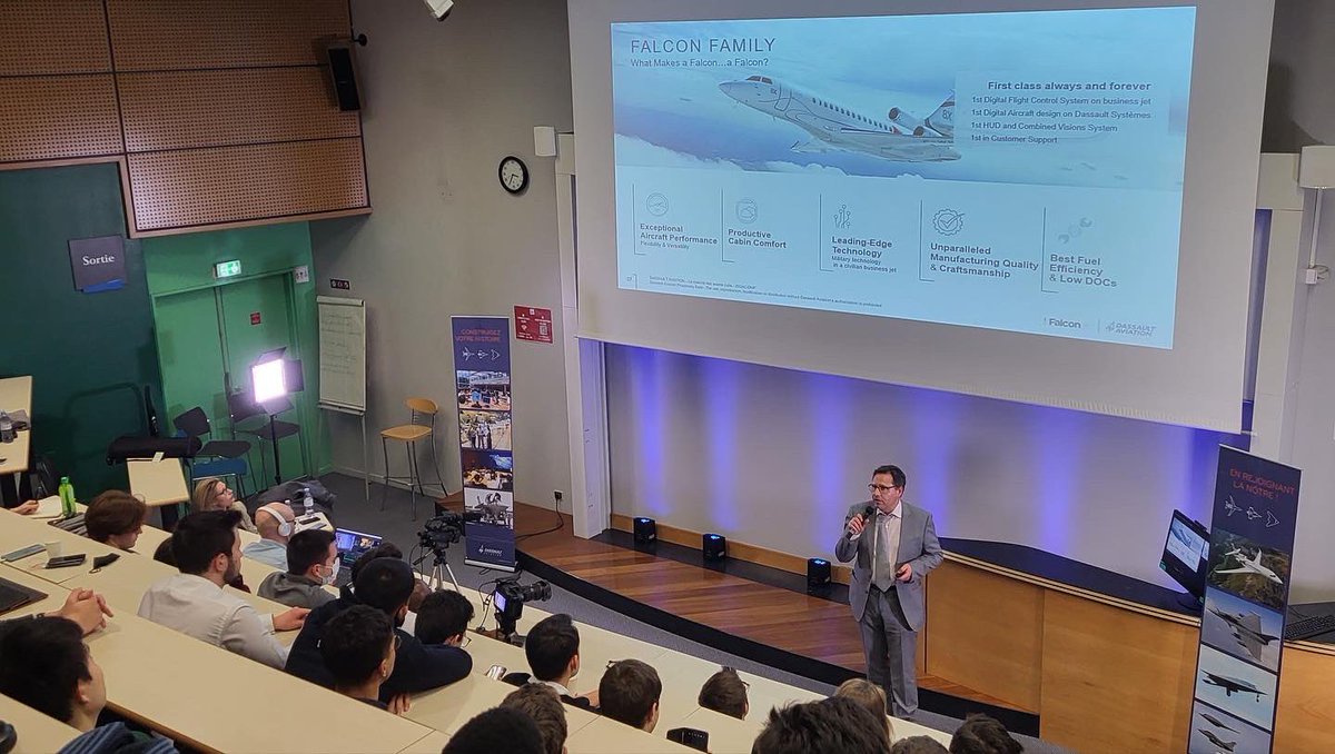LeoFlyPULV's tweet photo. [ÉVÈNEMENT : CONFÉRENCE DASSAULT AVIATION] ✈️

Bonjour à tous ! 😉

Vous étiez très nombreux Mercredi dernier à assister à la conférence de Dassault Aviation ! 😃✈️ https://t.co/BQmkSSJLnl