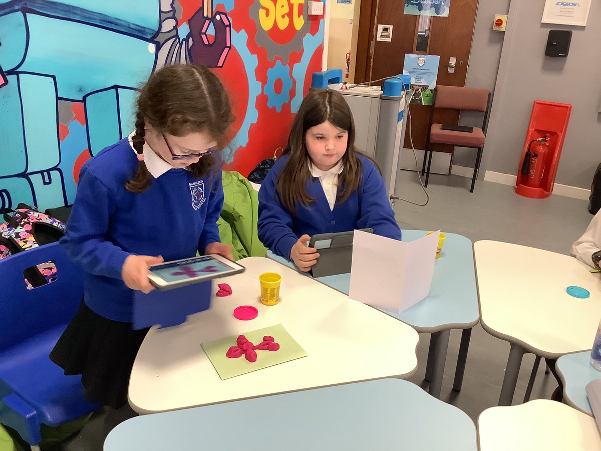 Bantdigileaders's tweet photo. Another busy night at movie-making club. This week everyone had to make an animation using play doh. @bantmsmcmartin @BantMrFindlay https://t.co/HHyN6evzVg