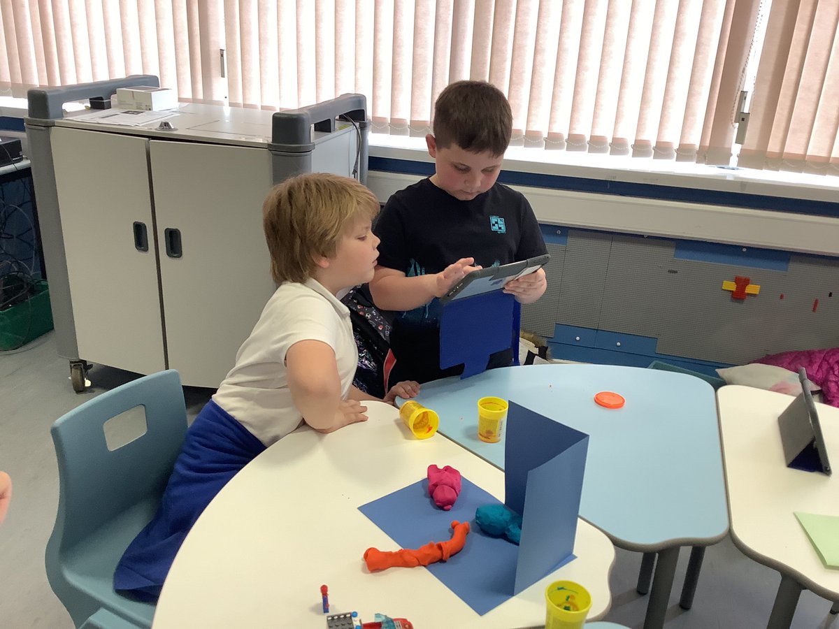 Bantdigileaders's tweet photo. Another busy night at movie-making club. This week everyone had to make an animation using play doh. @bantmsmcmartin @BantMrFindlay https://t.co/HHyN6evzVg