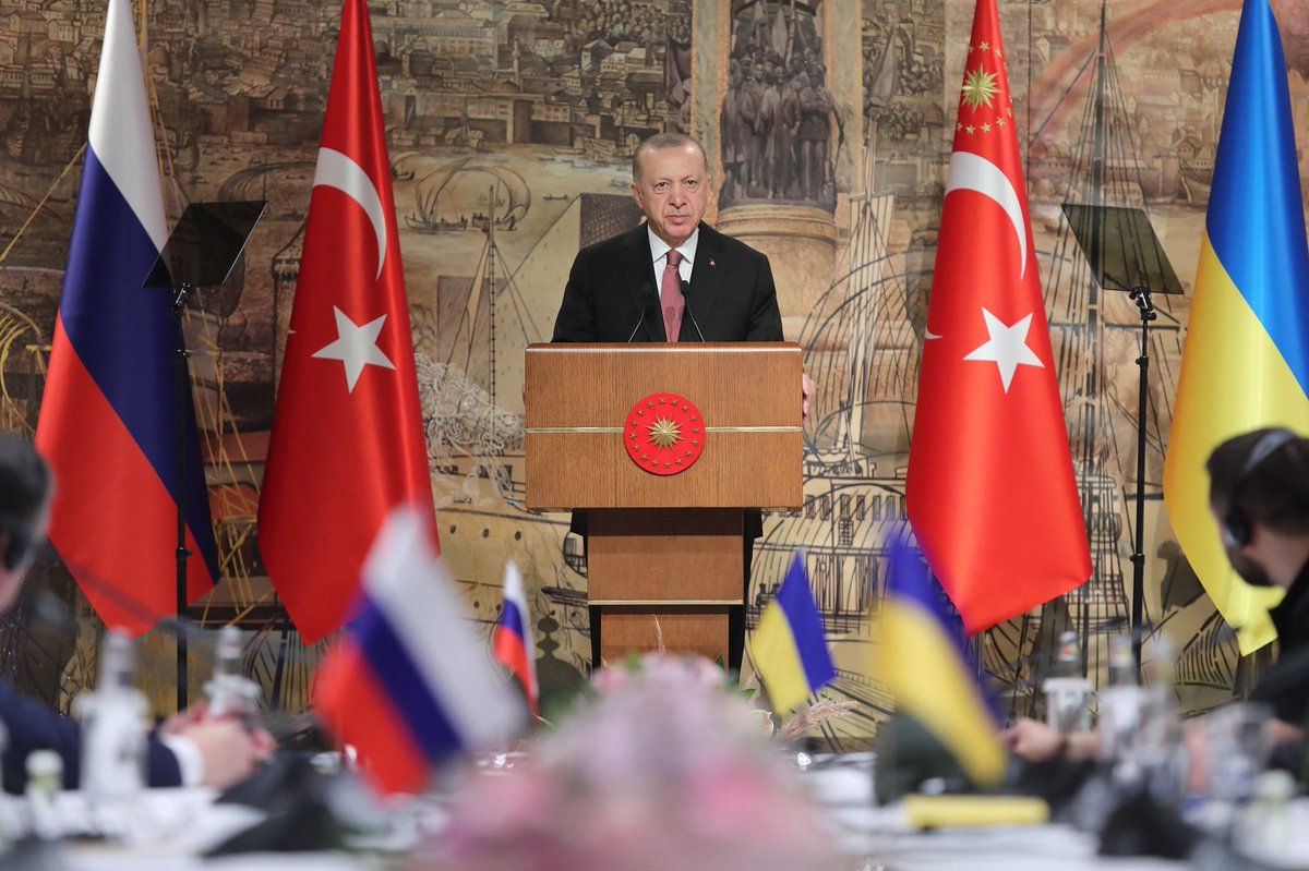 abidincaglayan_'s tweet photo. Cumhurbaşkanı @RTErdogan:

“Türkiye olarak barış ve istikrar için bölgemizde ve ötesinde sorumluluk üstlenmekten hiçbir zaman kaçınmadık, kaçınmayız.”

#BarışınGarantisiTürkiye https://t.co/98KVnz3QWe