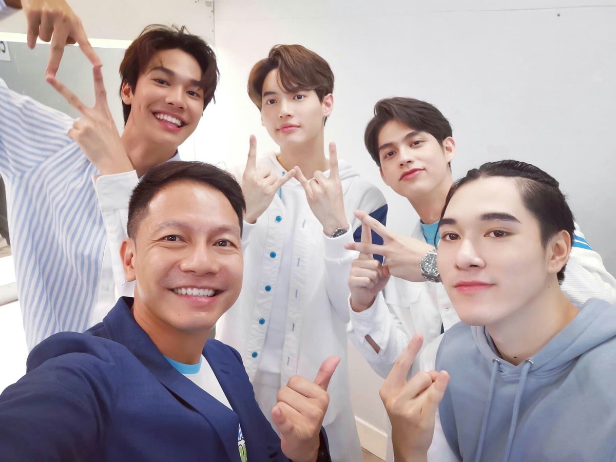 taynaisu's tweet photo. #DutchmillPromParty a year ago~
❤❤❤❤ #dew_jsu @dew_jsu #bbrigthvc #winmetawin #hirunkit_ https://t.co/ywY9UaahC2