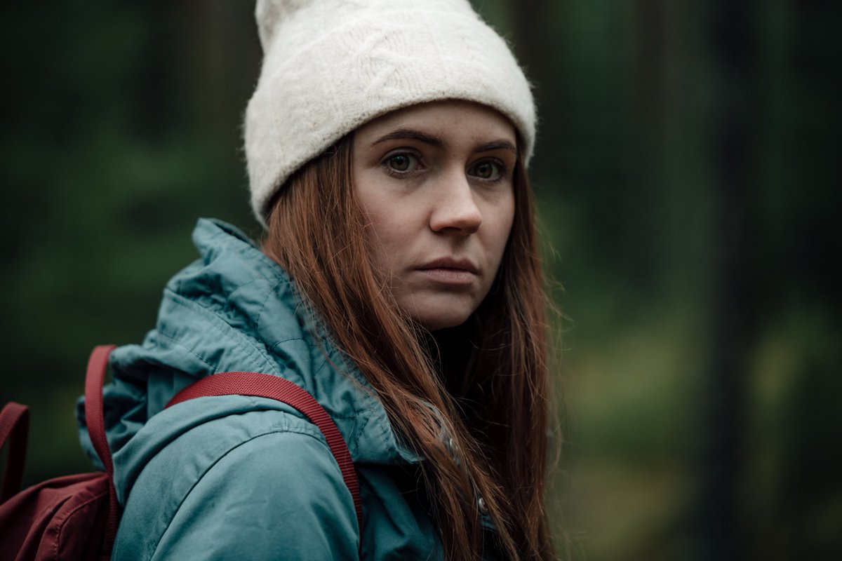 if you're a fan of @RileyStearns and looking forward to #Dual...you might want to visit @collider in 1 hour.