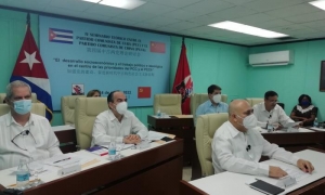EpAutor's tweet photo. Cuba y China son referentes en la construcción del socialismo.
#vamospormas2022
#MINED
#VivaCuba https://t.co/6LRA1NOFvL