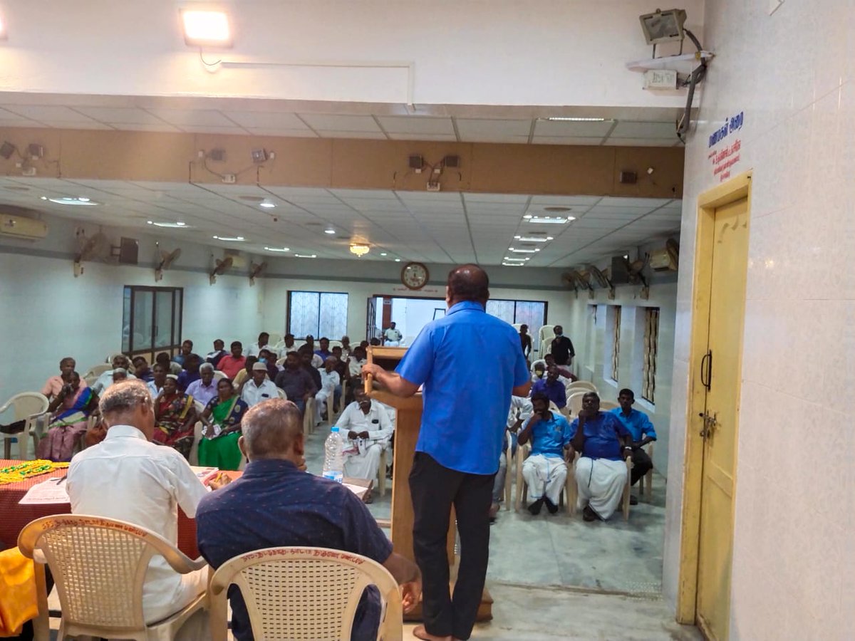 athitamizhar's tweet photo. திருச்செங்கோட்டில் கோகுல்ராஜ் ஆணவப் படுகொலைக்கு நீதிக்கான போராட்டத்தில் வழக்காடிய வழக்கறிஞர்களுக்கு ஆதித்தமிழர்கட்சி சார்பில் பாராட்டு விழா நடைபெற்றது... https://t.co/rqn5Y6ncme