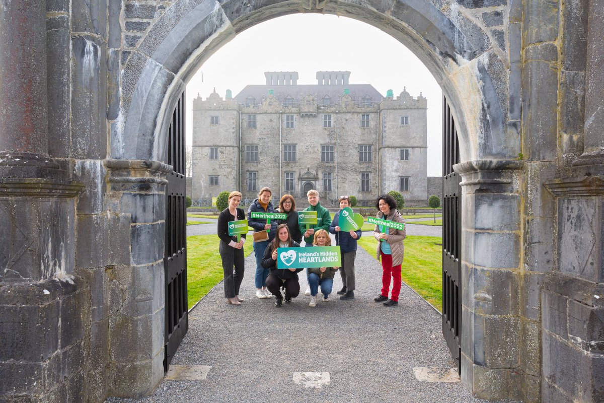 The majestic @portumnacastle with stunning views of #LoughDerg on our #Meitheal2022 trip today #IrelandsHiddenHeartlands