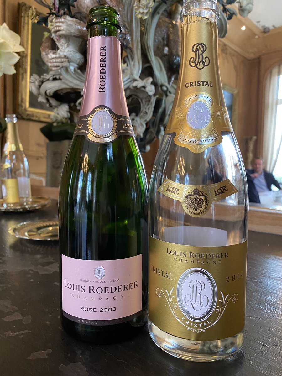 LouisRoederer_'s tweet image. Brother &amp;amp; sister! 11 years difference! #InPursuitofTaste -JBL