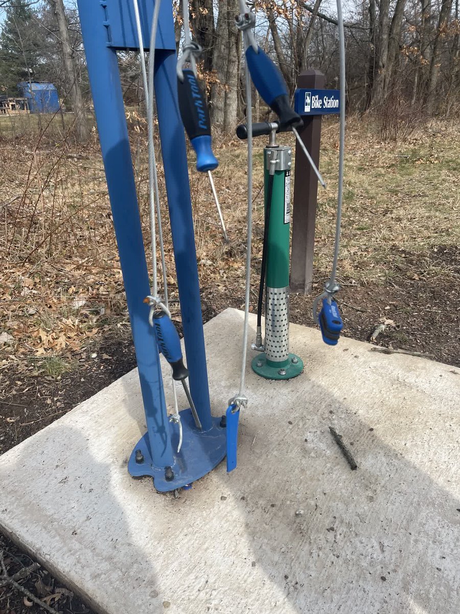 PTMA19454's tweet photo. Did you know about the Frick Trail that begins at School Park Road Park in Hatfield? There is even a new bike repair fix-it station! Go take a ride and check it out!! #hatfieldpa #bike #patrails #montcotrails #explorepa #PartnershipTMA #fricktrail https://t.co/QBzrvcjqgr