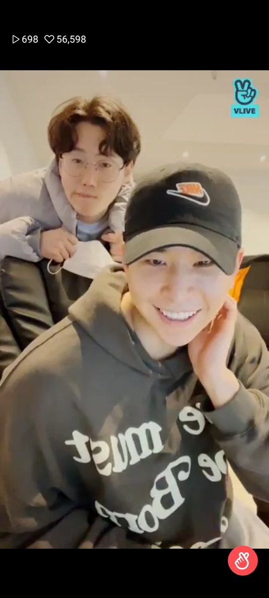 VAVsVampZy's tweet photo. anyway i got these earlier they so cute #vav #vav_stvan #vav_baron @VAV_official @twt_VAV https://t.co/HF6NnSZ7JP