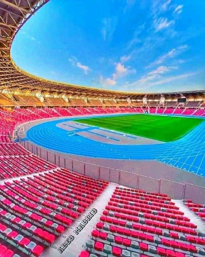 RDitche's tweet photo. @vivalalgerie7 دوخ اعط مخليين خير كيما هذا و مديينهم ل تشكار و عيب رياح قوية قالك نص الغاشي يطاير في سماء والله بينتونا مزلنا تعبنين https://t.co/VADnZEnNw4