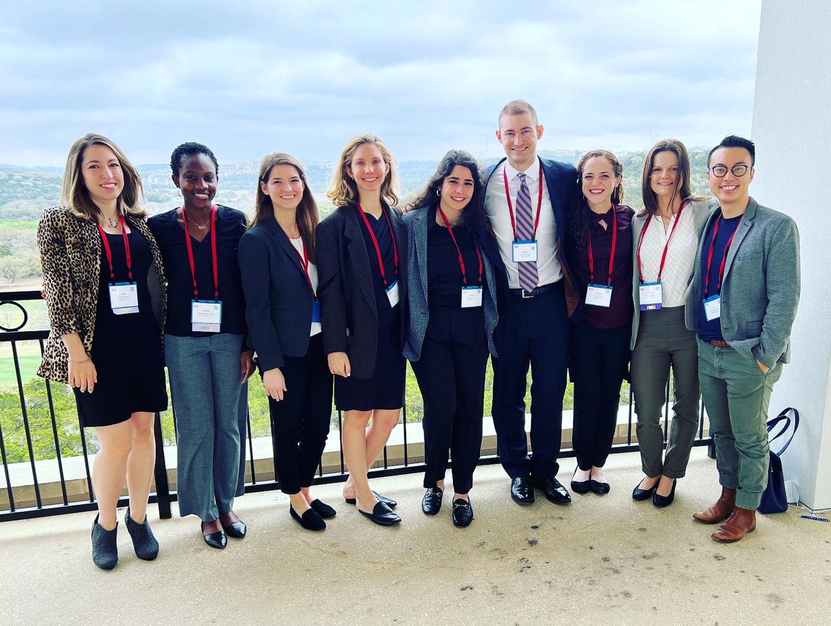 qinpanzee's tweet photo. @MountSinaiWHRI Mount Sinai Hospital OBGYN residents and fellows at #SGS2022! Couldn’t have found a better work family 😍 https://t.co/VEKaMIYr3i