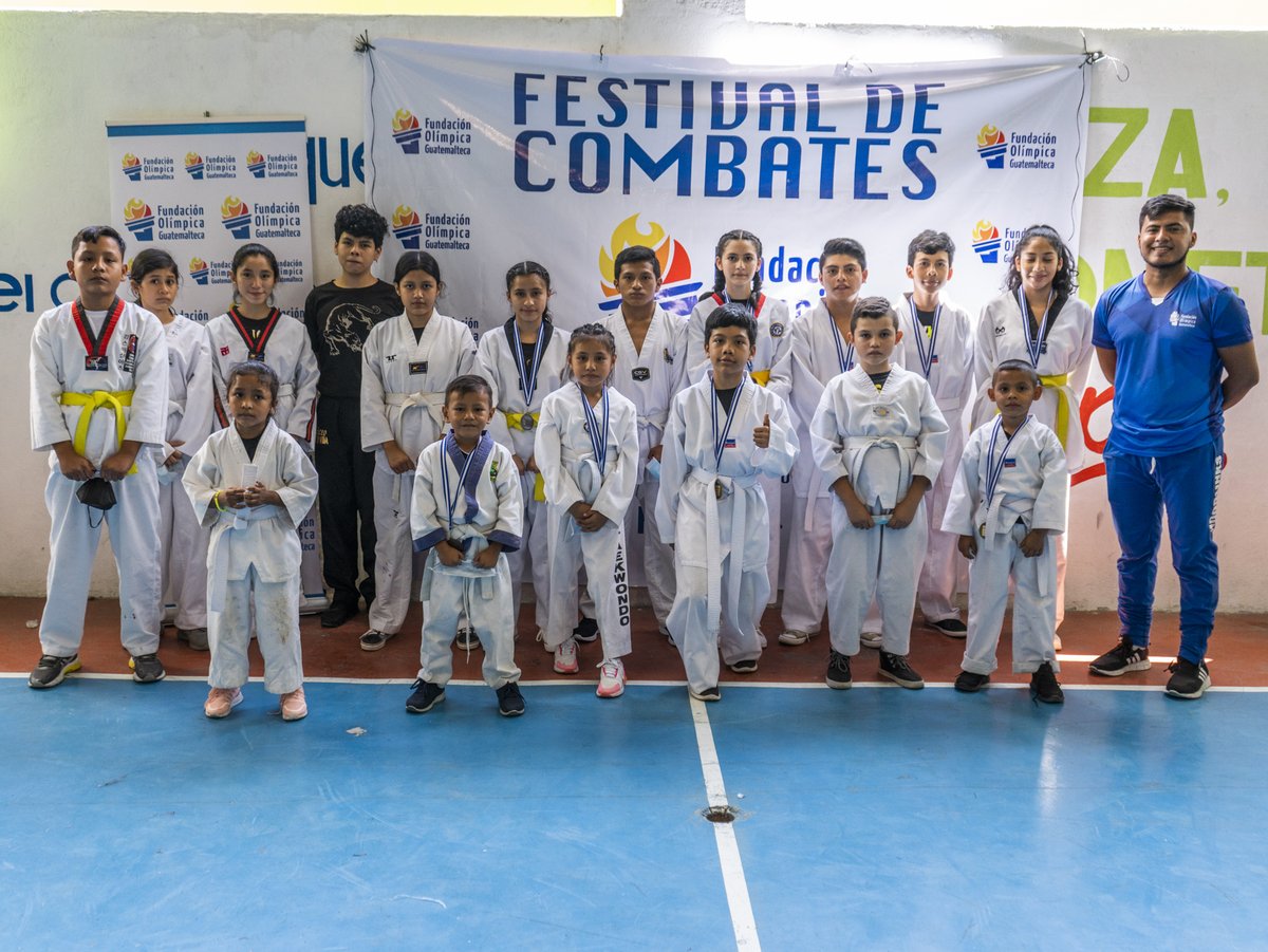 FUNOG_'s tweet photo. FESTIVAL DEPORTIVO FUNOG
Te compartimos imágenes de los combates de taekwondo. Fue una competencia muy emocionante en la que los niños y jóvenes demostraron su evolución deportiva, además de la aplicación de los Valores Olímpicos.

#Funog #Guatemala #Deporte #Taekwondo https://t.co/HB9y0YZg0q