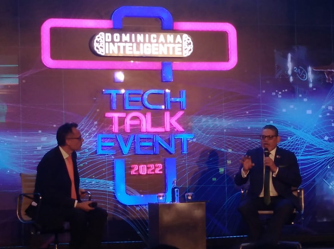 CRDMedia_'s tweet image. |#CiudadaniaRDMedia |

Participación del Director de la OGTIC @OGTICRDO, Lic. Pedro Quezada, en DOMINICANA INTELIGENTE; evento de la revista Mercado-Technology, en su: TECH TALK EVENT 2022.

#MercadoTech @_RevistaMercado @Comunicaciondo @luisabinader