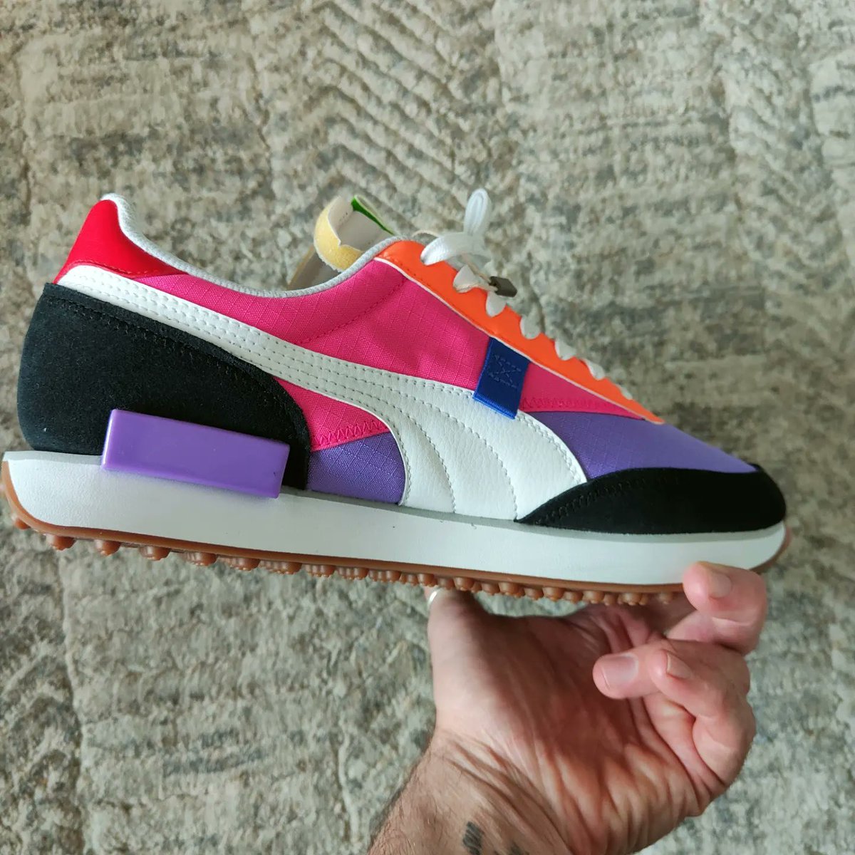 rainbow_geisha's tweet photo. Oh my god look how beautiful my new trainers off Michael are ๐๐ #puma #trainers #futurerider https://t.co/FGCVfOyGe4