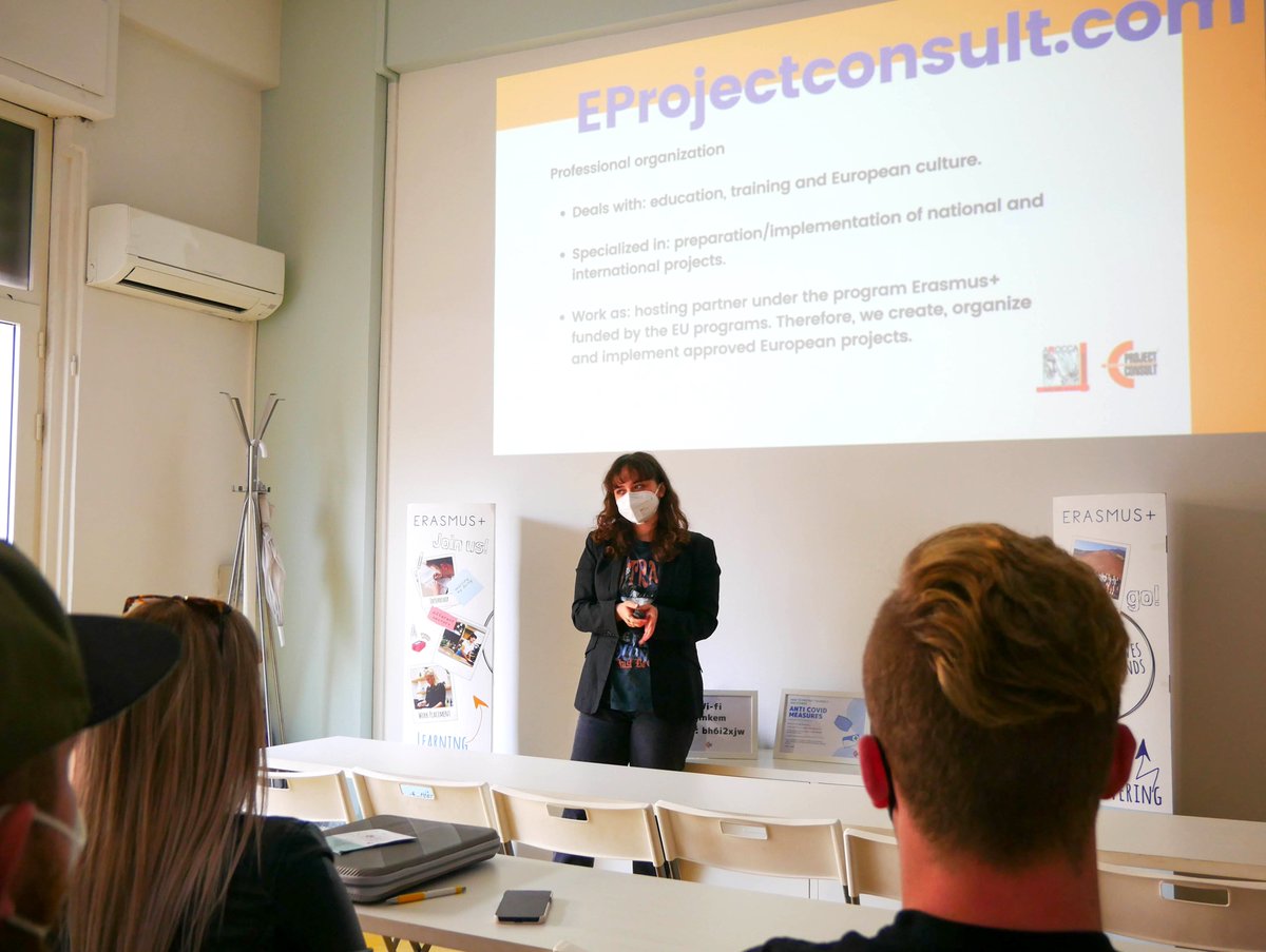 EProjectConsult's tweet photo. A warm welcome to our new group from Austria who received their opening presentation this weekend. 👩‍🏫

For the next 2 weeks, they will be working in different companies in the #marketing and #graphicdesign sector as part of their #ErasmusPlus #internship. 🙌

#EProjectConsult https://t.co/PdaVHOH33d