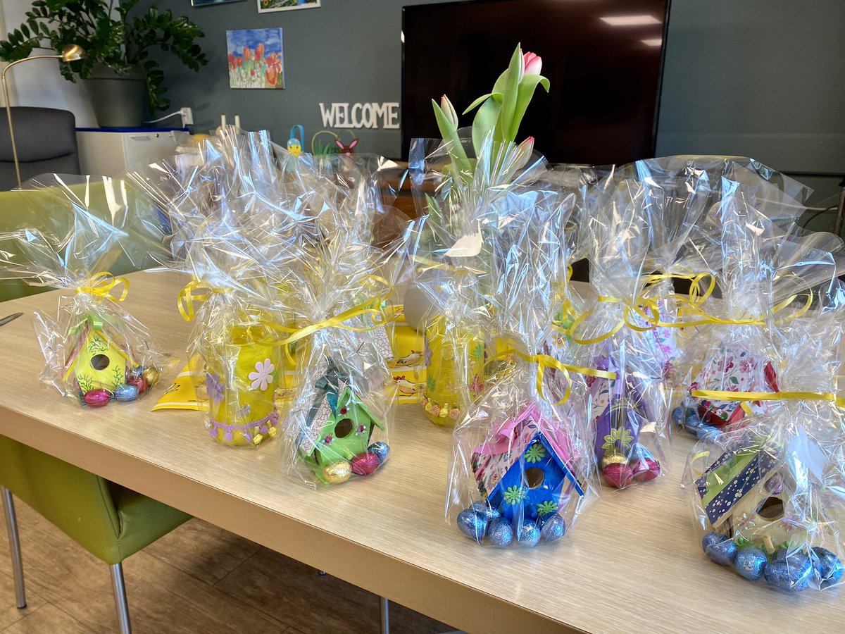 Dagbesteding is Dagbeleving! De bezoekers weer een fijne dag laten beleven! Druk doende geweest voor onze vrijwilligers!! #Dankbaar #zoleukkanzorgzijn <a href="/Omring/">Omring</a>