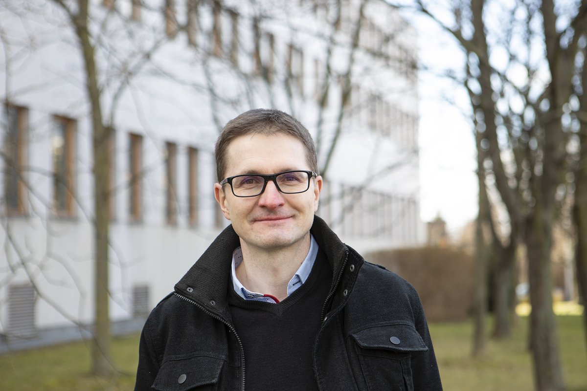 czstatistika's tweet photo. „Poskytujeme nejvčasnější a současně nejdetailnější informace o podnicích,“ říká v rozhovoru pro Statistiku&My Juraj Lojka, ředitel odboru koordinace podnikových statistik a konjunkturálních průzkumů ČSÚ.
👉🏻https://t.co/ofWHfOwU90
#ČSÚ #statistikaamy #statistika #podniky https://t.co/DSzleWKUY5