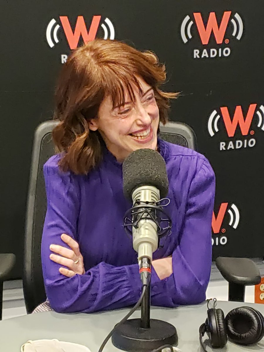 asilascosasw's tweet photo. #AlAire | @irenevalmore, escritora

📕Libro: "El Infinito en un Junco"

🎙 @warkentin y @jrisco
•96.9 FM o 900 AM
https://t.co/MOoCnArOVG https://t.co/RvcbrBX3Xg
